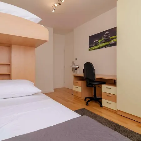Apartamento Ema *